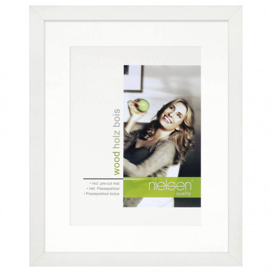 Nielsen Apollo wood frame ideal for photos