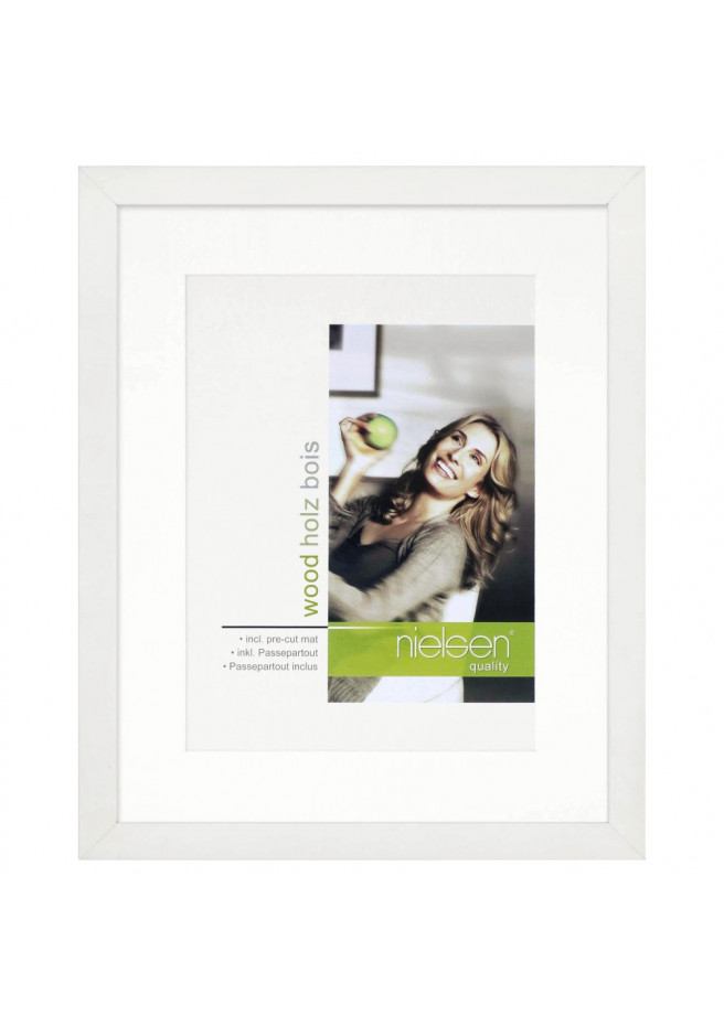 Nielsen Apollo wood frame ideal for photos