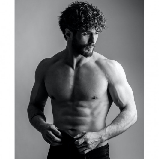 Photographe des corps, de l'estime, du fitness, du mental.