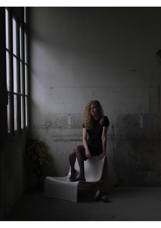 Kunstfotografie: DeadFlowers III Die Langeweile eines Regentages.