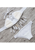 Bikini deux-pièces en joli macramé crocheté, franges à perles de bois