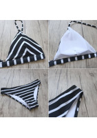 Bikini deux-pièces à rayures marine