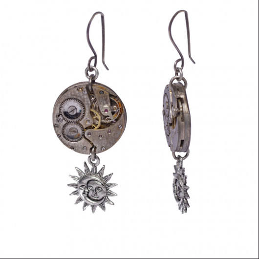 Boucles d’oreilles lune et soleil avec ancien mouvement de montre suisse des années 20