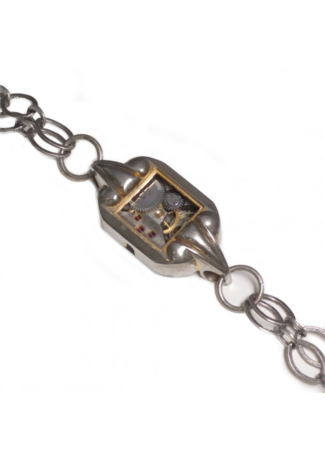 Art deco chain bracelet with an old Swiss watch movement