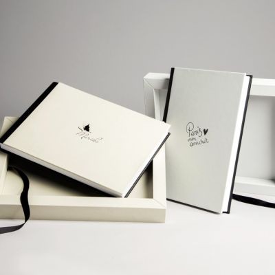 Livre photos avec coffret et verre minéral de présentation