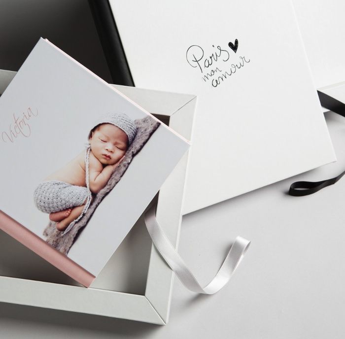 Livre photos avec coffret et verre minéral de présentation