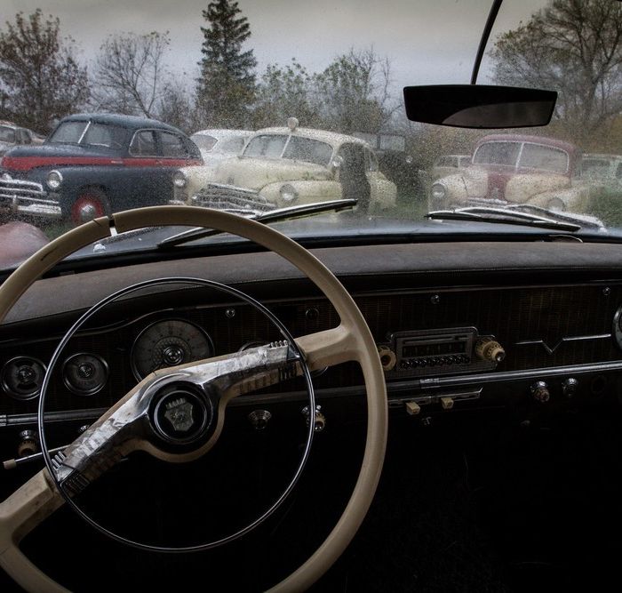 Weißes Lenkrad / GAZ 13 „Chaika“