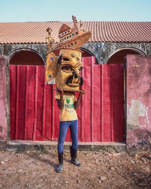 Retour au Carnaval, “Island Mask”