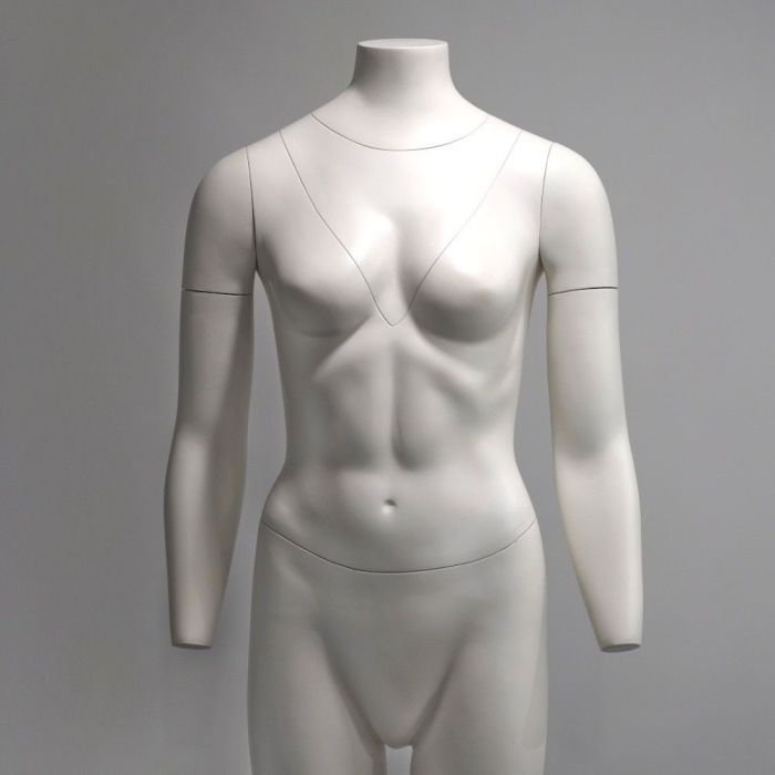 Photographie de vêtements sur mannequin ghost invisible