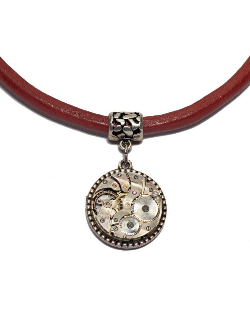 Collier en cuir rouge et pendentif Arbre du Temps réversible argent ciselé et fermoir Art Déco