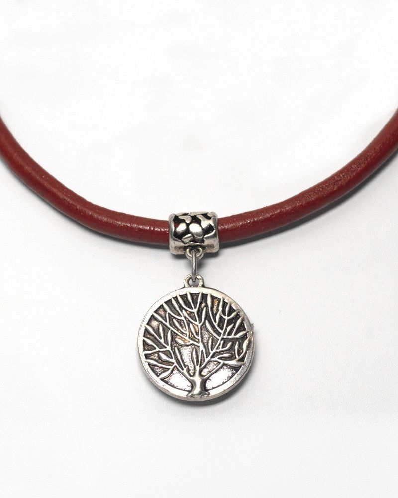 Collier en cuir rouge et pendentif Arbre du Temps réversible argent ciselé et fermoir Art Déco