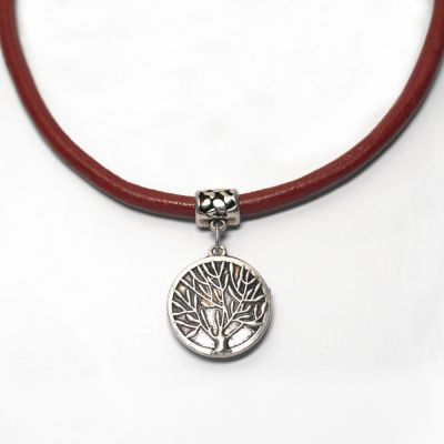 Collier en cuir rouge et pendentif Arbre du Temps réversible argent ciselé et fermoir Art Déco