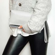 Sac pochette en cuir fin et tissu d'inspiration japonaise