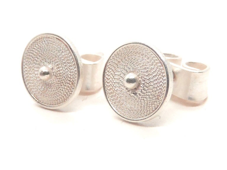 Round spiral stud earring in fine silver wire