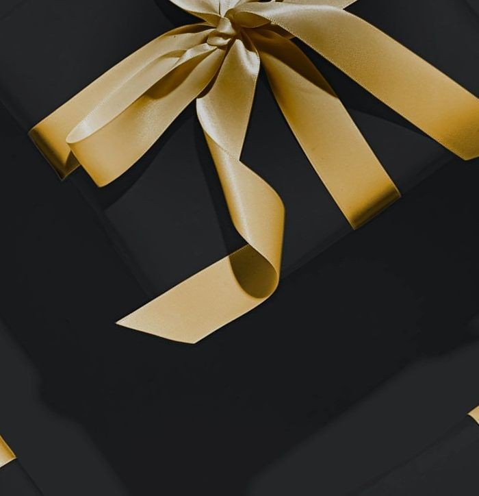 Idées cadeaux de prêt à porter et accessoires pour Elle, pour Lui.