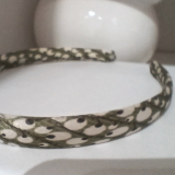 Tiara-Kätzchen-grün-Seide