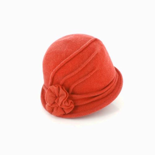 Mandarinenorange, gestrickte Wollmütze mit Blume