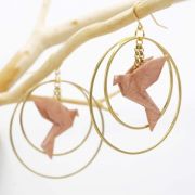 Boucles d'oreilles créoles avec oiseau origami double anneau