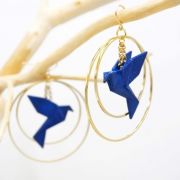 Boucles d'oreilles créoles avec oiseau origami double anneau