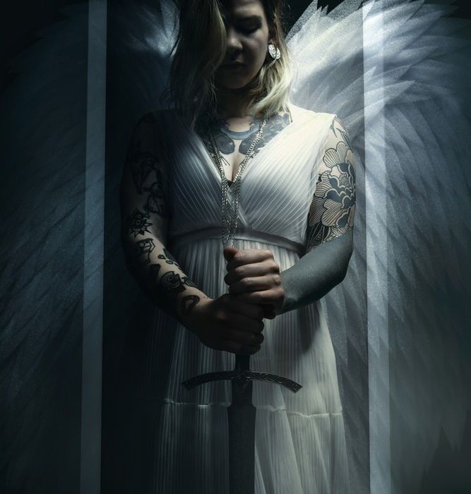 Série Angel, N°1 L&rsquo;épée Photographie d&rsquo;Art