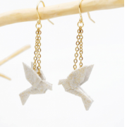 Boucle d&rsquo;oreille oiseau 3D mini birdy pendant dor&eacute;