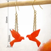 Boucle d&rsquo;oreille oiseau 3D mini birdy pendant dor&eacute;