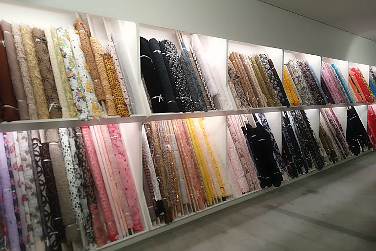 choice-of-beautiful-fabrics-2