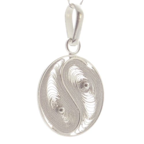 Pendentif Yin Yang en filigrane  fil d&rsquo;argent avec chaîne en argent