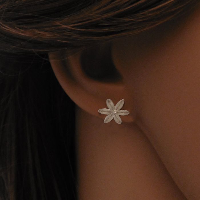 Boucle d&rsquo;oreilles fleur de jasmin en filigrane d&rsquo;argent