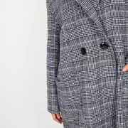 Manteau long oversize à carreaux motif prince de Galles