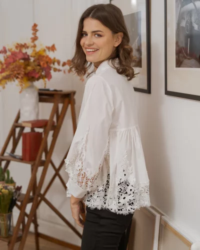Chemisier raffiné romantique en coton avec dentelle incrustée