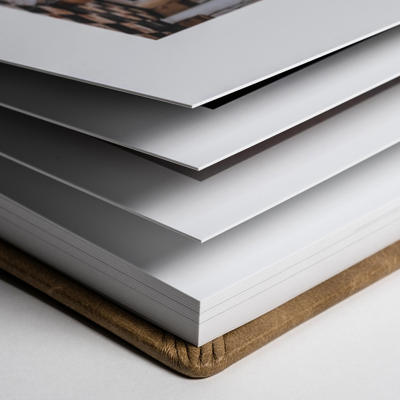 Livre cuir pour photographie.