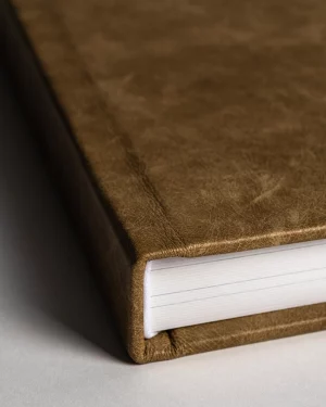 Lederbuch für Fotografie.