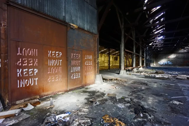KEEP INOUT Da Shed-stephane-stribick-photography-d-art